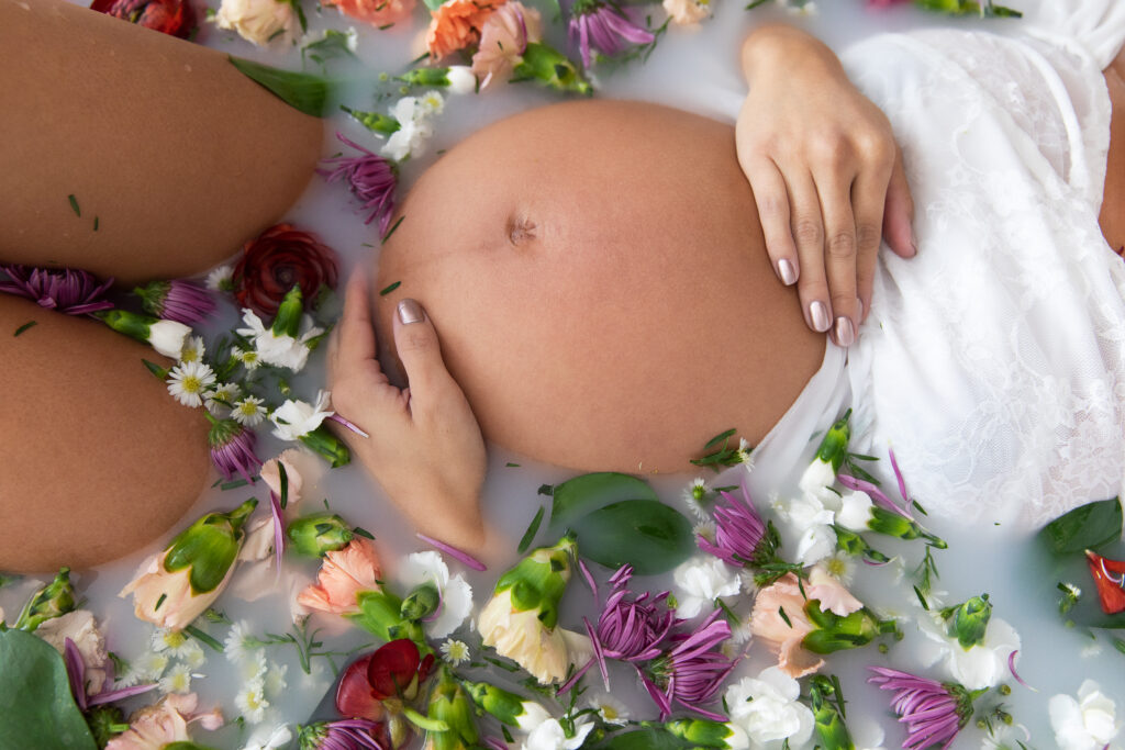 Maternity milk bath sessions, York PA maternity Photographer 